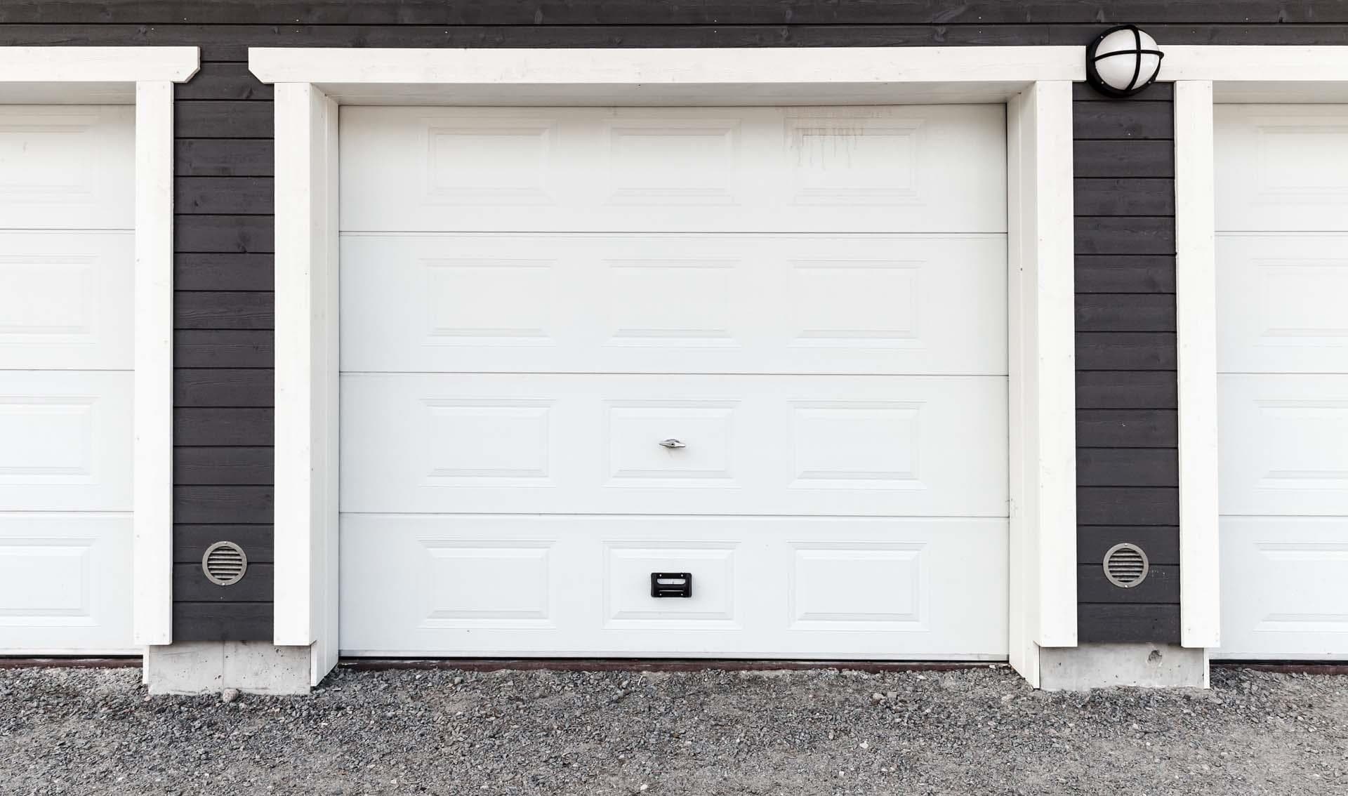 Puertas de garaje automáticas y productos de Automatismos Naveira
