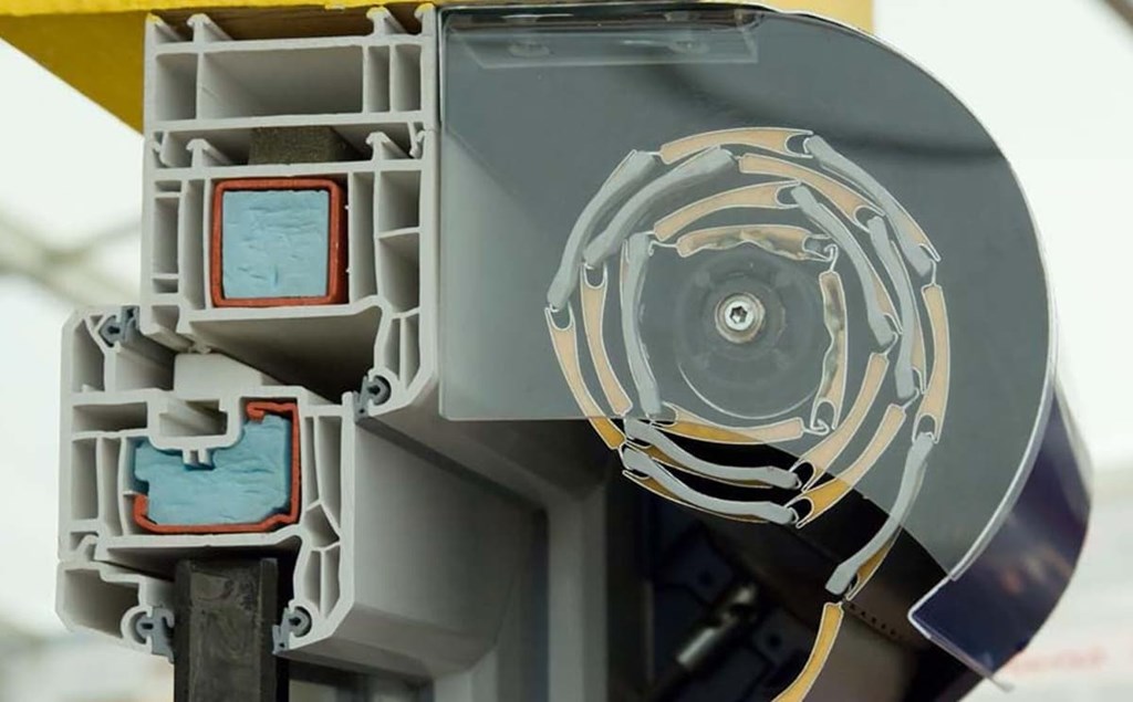 4 problemas comunes en puertas de garaje comunitarias y cómo evitarlos