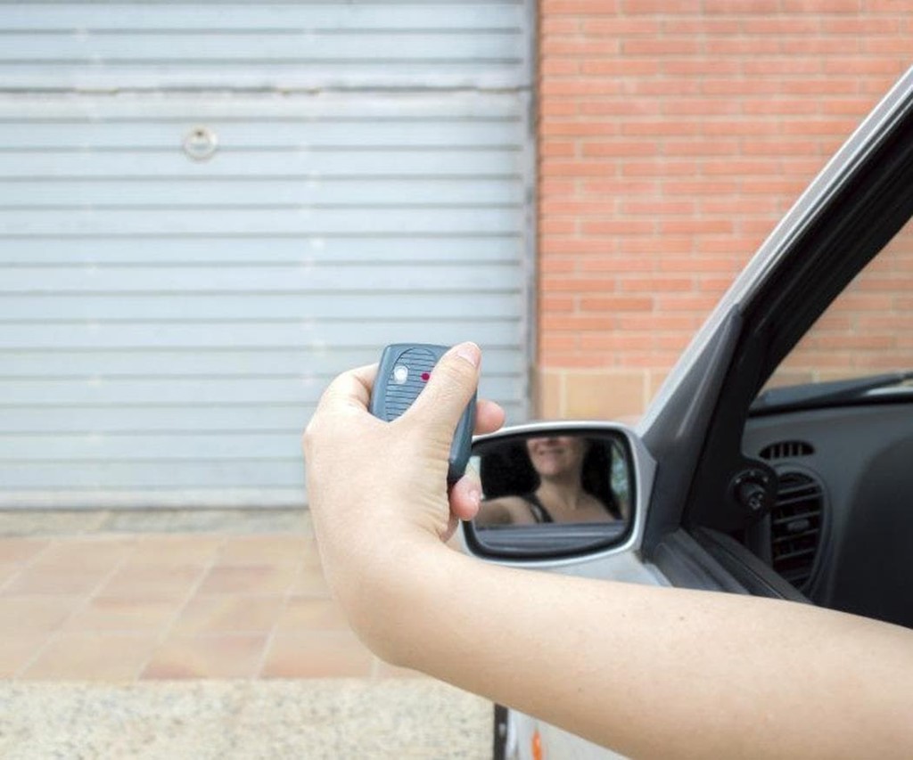 Alarga la vida útil de tus puertas automáticas