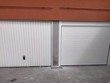 ¿Cómo elegir una nueva puerta de garaje?
