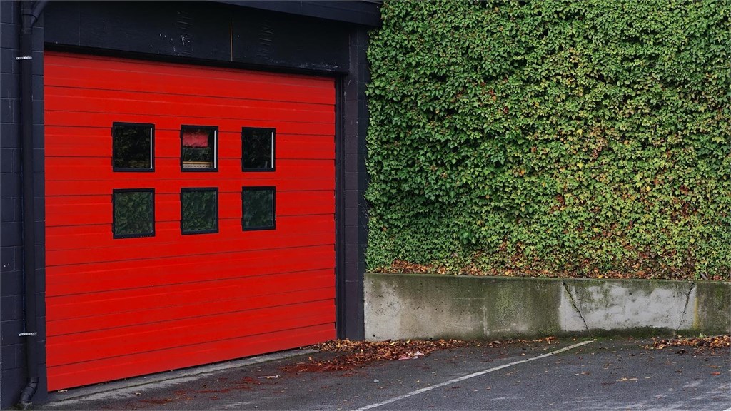 Garajes en cuesta: ¿qué puertas debemos instalar?