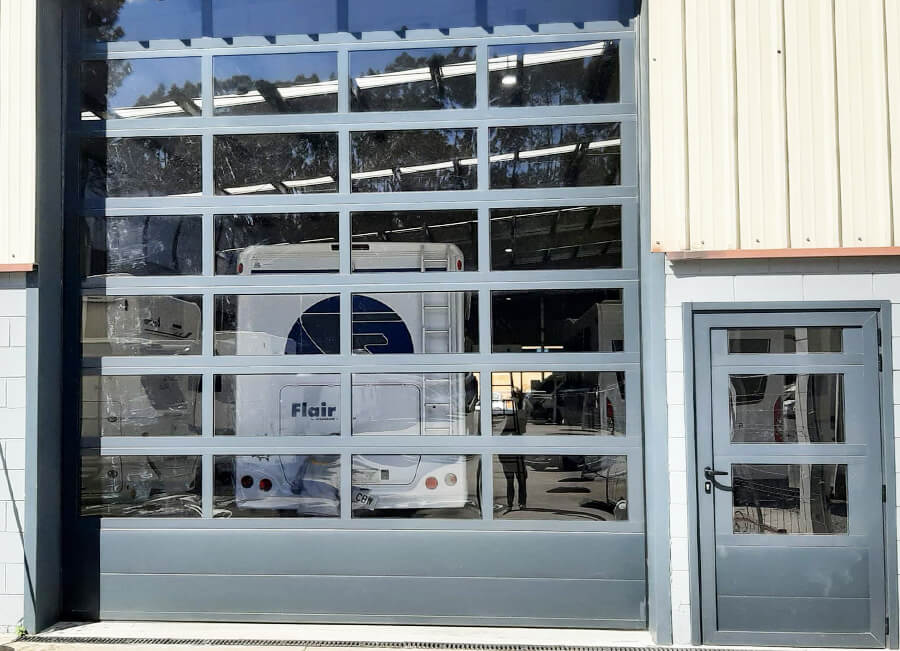 Instalación de puertas automáticas en A Coruña