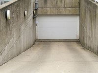 Las 5 ventajas clave de instalar una puerta de garaje seccional