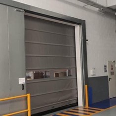 Puerta rápida de lona