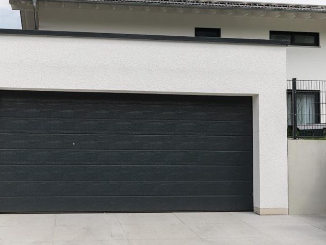 ¿Qué altura tiene que tener la puerta de un garaje? 