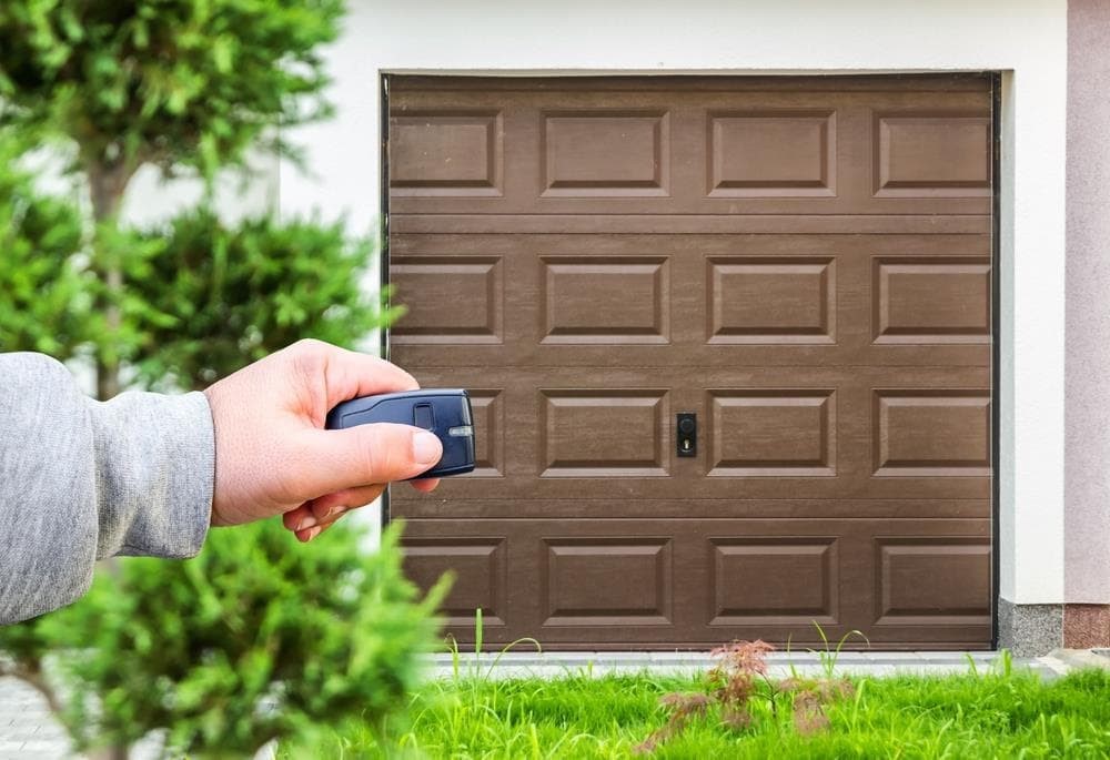 ¿Qué vida útil tienen los motores de las puertas de garaje automatizadas?