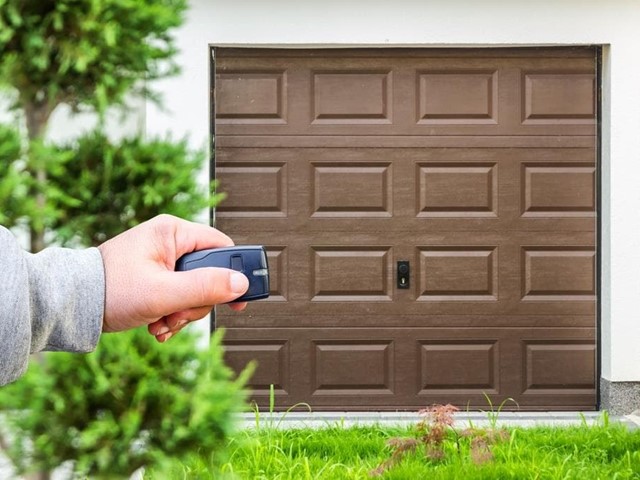 ¿Qué vida útil tienen los motores de las puertas de garaje automatizadas?